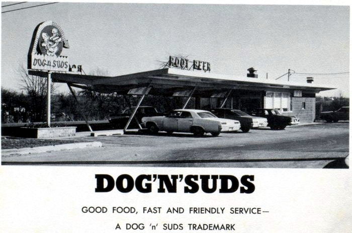 Dog n Suds (DogNSuds, Dog-N-Suds) - Ionia - 869 E Lincoln Ave 1 (newer photo)